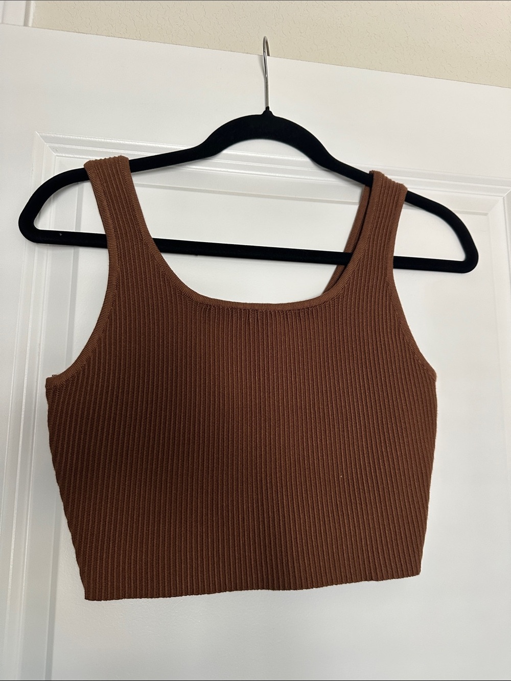 House of Harlow 1960 Brown Ribbed Cropped Tank